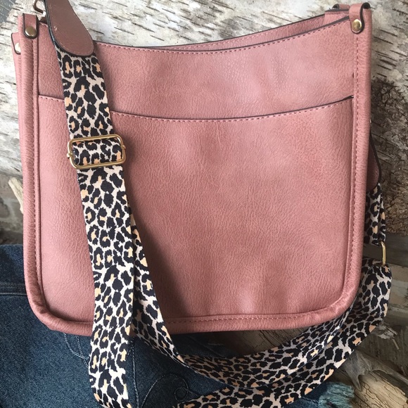 Handbags - Vegan Leather Crossbody Bag Blush Pink